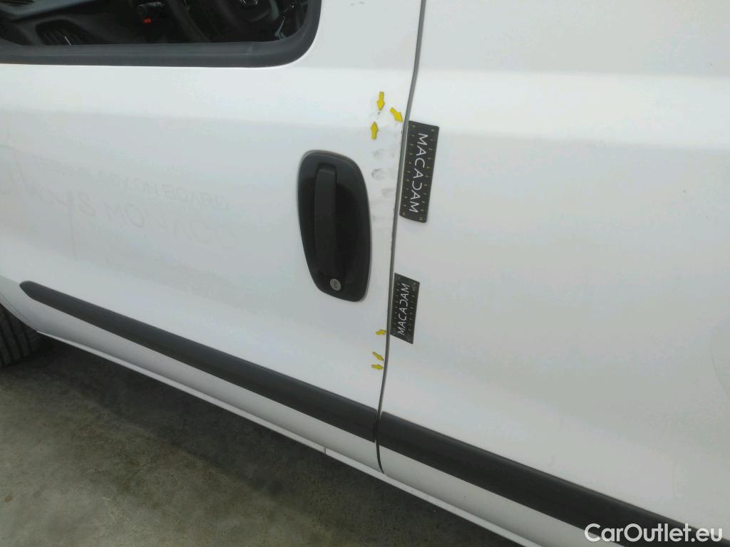  Fiat  Doblo FIAT Doblò Cargo / 2015 / 4P / Fourgonnette 1.6 Multijet 105 Pack Professional (ex 255V) #7