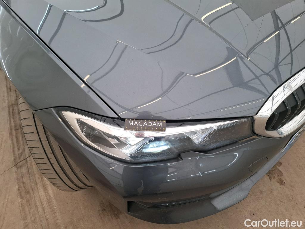  Bmw  Serie 3 BMW Série 3 Berline / 2018 / 4P / Berline 330e 292ch Business Design BVA8 Hybride #4