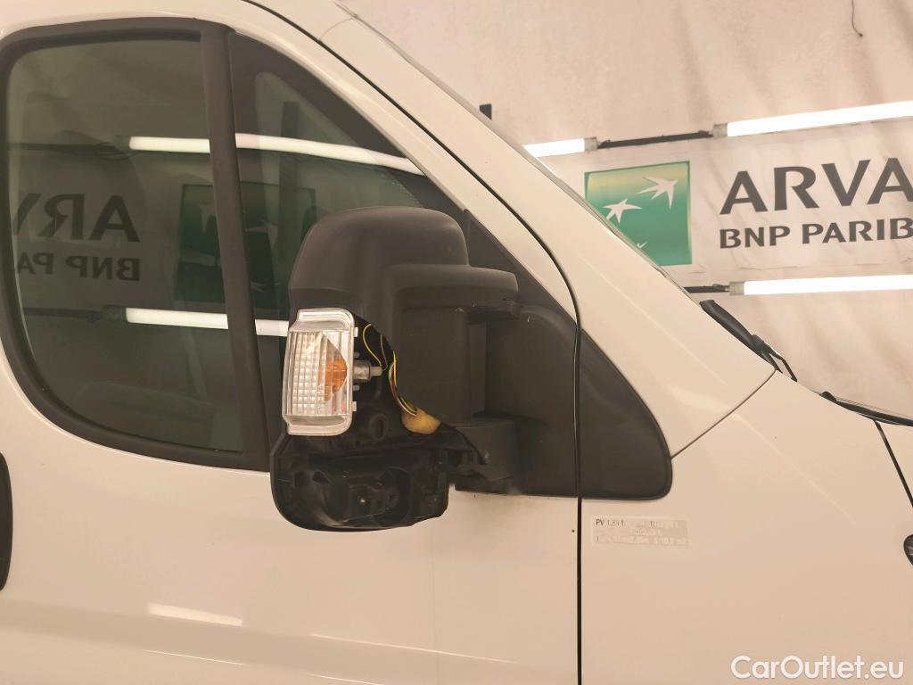  Peugeot  Boxer  Fourgon 333 L1H1 Premium BlueHDi 140 Start&Stop 2.2 HDi 140CV BVM6 E6dT #4