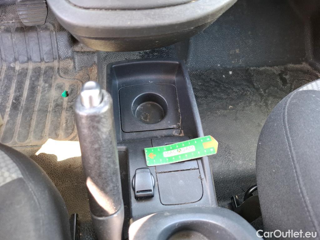  Renault  Kangoo  II Express Extra (Série Spéciale) 1.5 dCi 80CV BVM6 E6dT #46