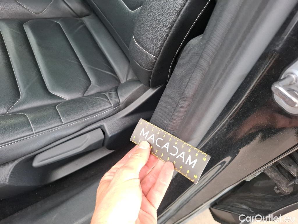 Citroen  C4  Berline Shine Pack 1.5 BlueHDI 130CV BVA8 E6d #85