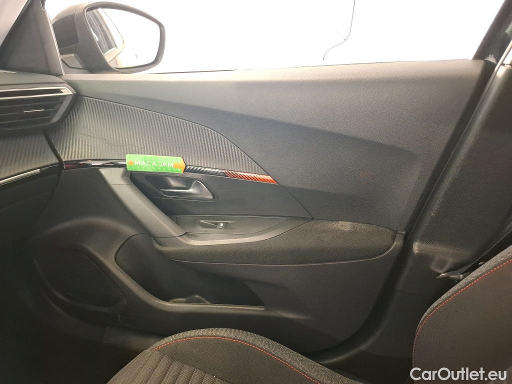  Peugeot  2008  Active Business 1.2 PureTech 100CV BVM6 E6d / GRELE #34