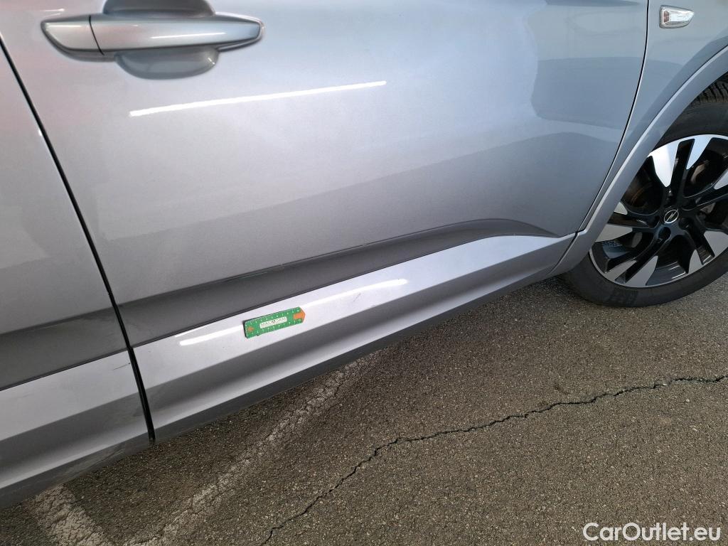  Opel   Grandland X Grandland X Business Elegance 1.5 130CV BVA8 6E #37