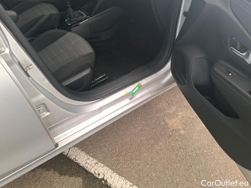  Opel  Corsa  F Elegance Business 1.2 Turbo 100CV BVM6 E6d #5