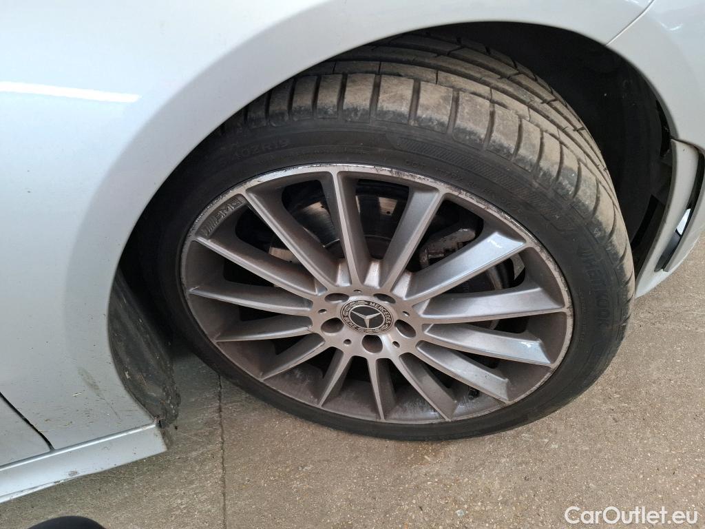  Mercedes  CLA-Klasse MERCEDES-BENZ CLA Coupe / 2019 / 4P / Coupé CLA 200 d AMG Line BA8 #13