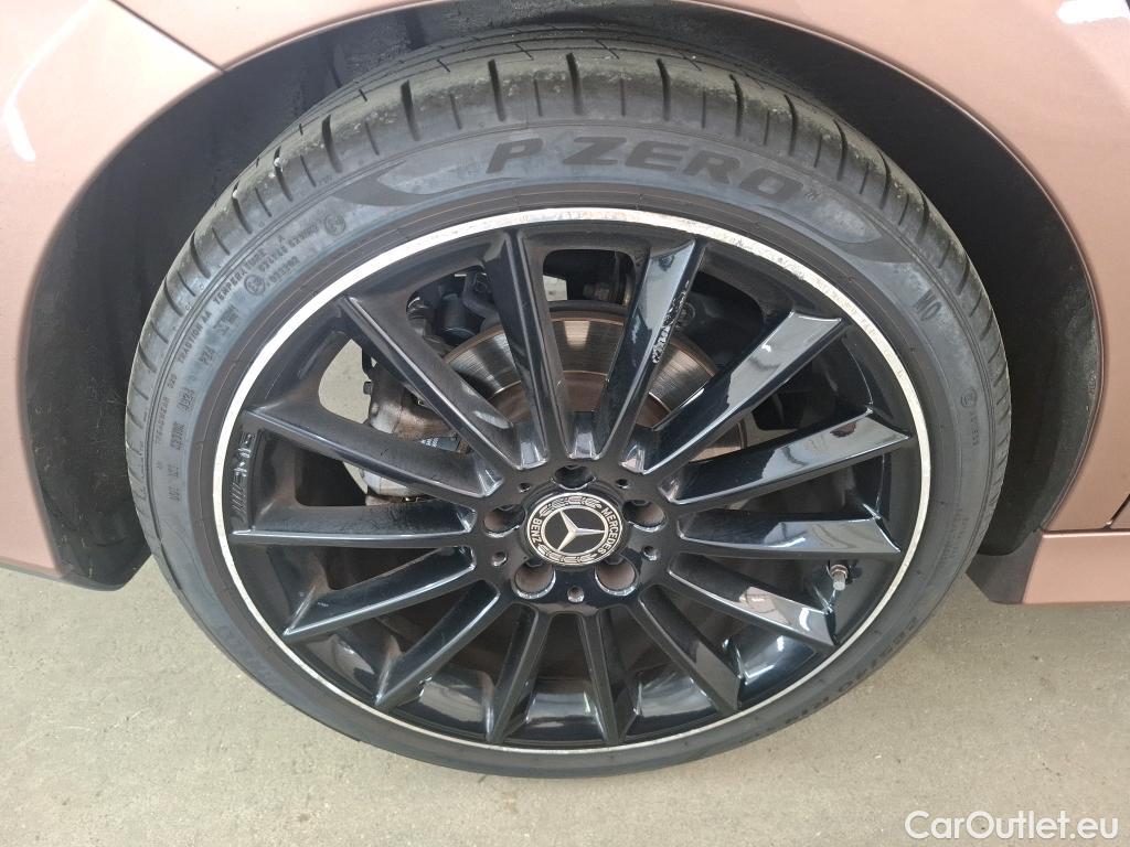  Mercedes  CLA-Klasse MERCEDES-BENZ CLA Shooting Brake / 2019 / 5P / Break CLA 200 d AMG Line BA8 #17