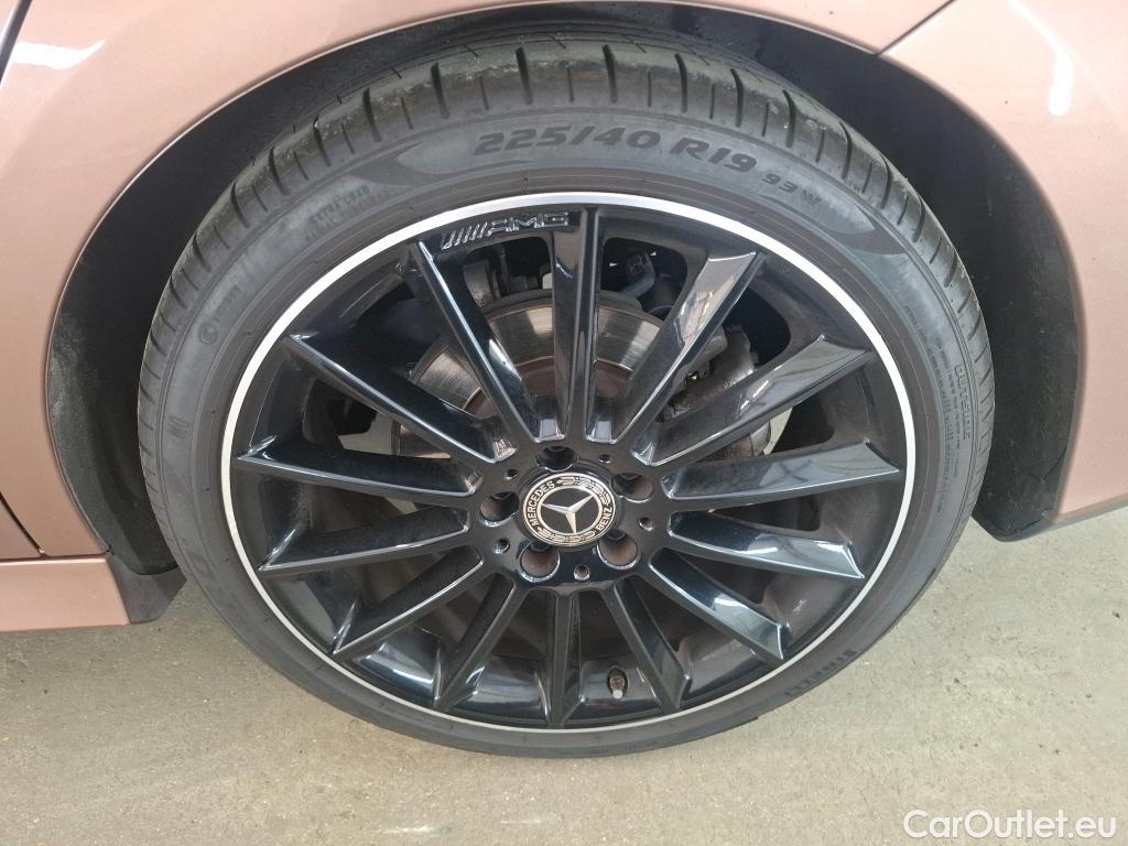  Mercedes  CLA-Klasse MERCEDES-BENZ CLA Shooting Brake / 2019 / 5P / Break CLA 200 d AMG Line BA8 #10