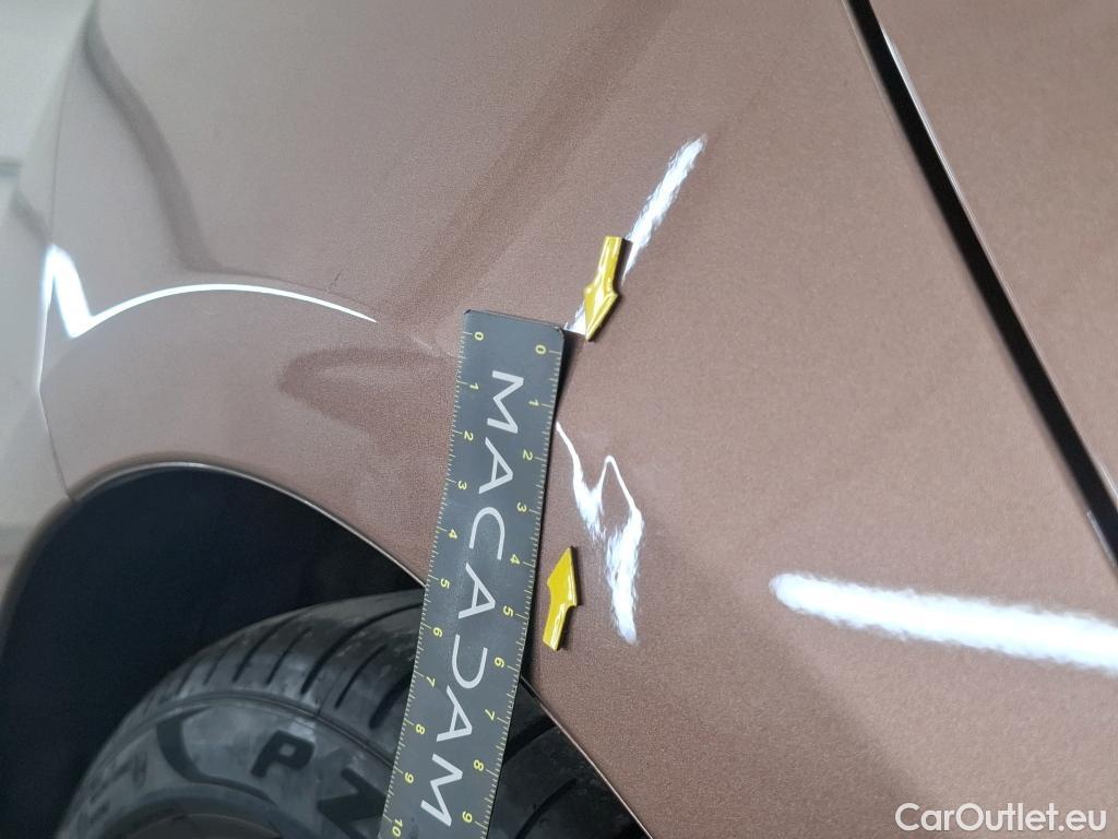  Mercedes  CLA-Klasse MERCEDES-BENZ CLA Shooting Brake / 2019 / 5P / Break CLA 200 d AMG Line BA8 #31