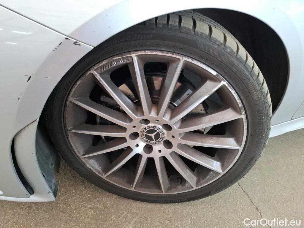  Mercedes  CLA-Klasse MERCEDES-BENZ CLA Coupe / 2019 / 4P / Coupé CLA 200 d AMG Line BA8 #33