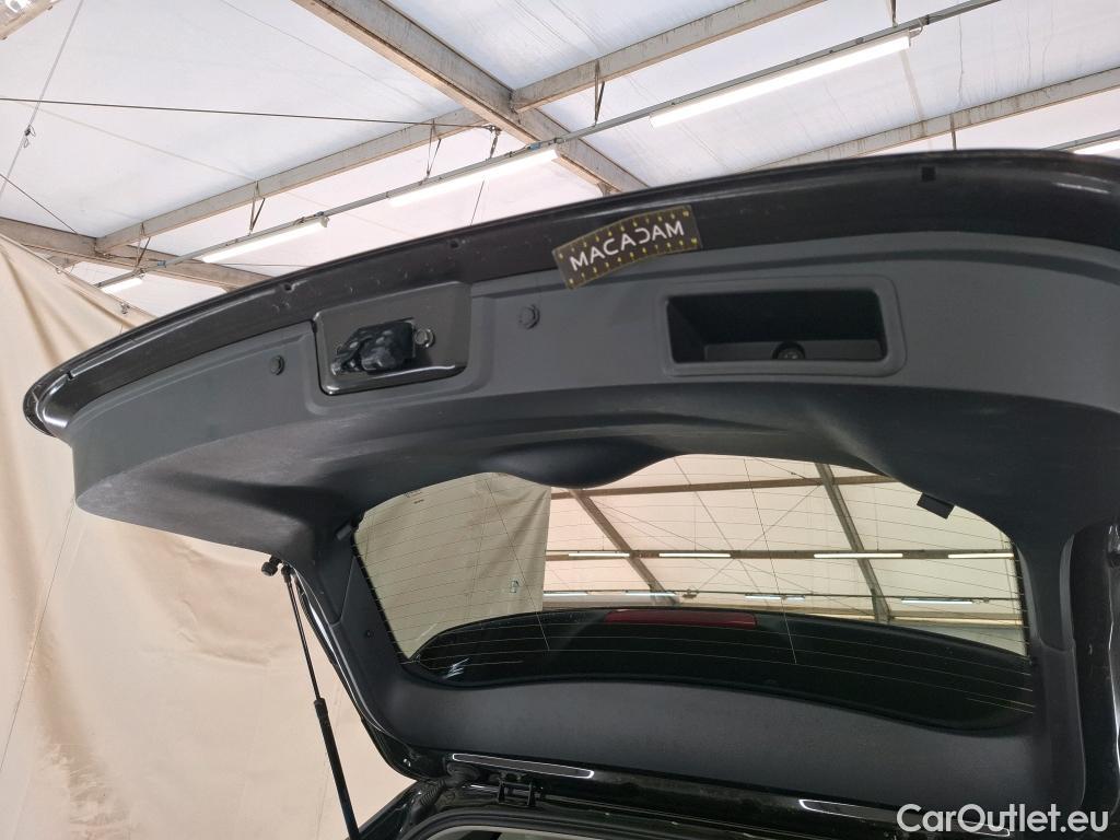  Nissan  Qashqai NISSAN  / 2017 / 5P / Crossover 1.3 DIG-T 160 DCT Tekna #70