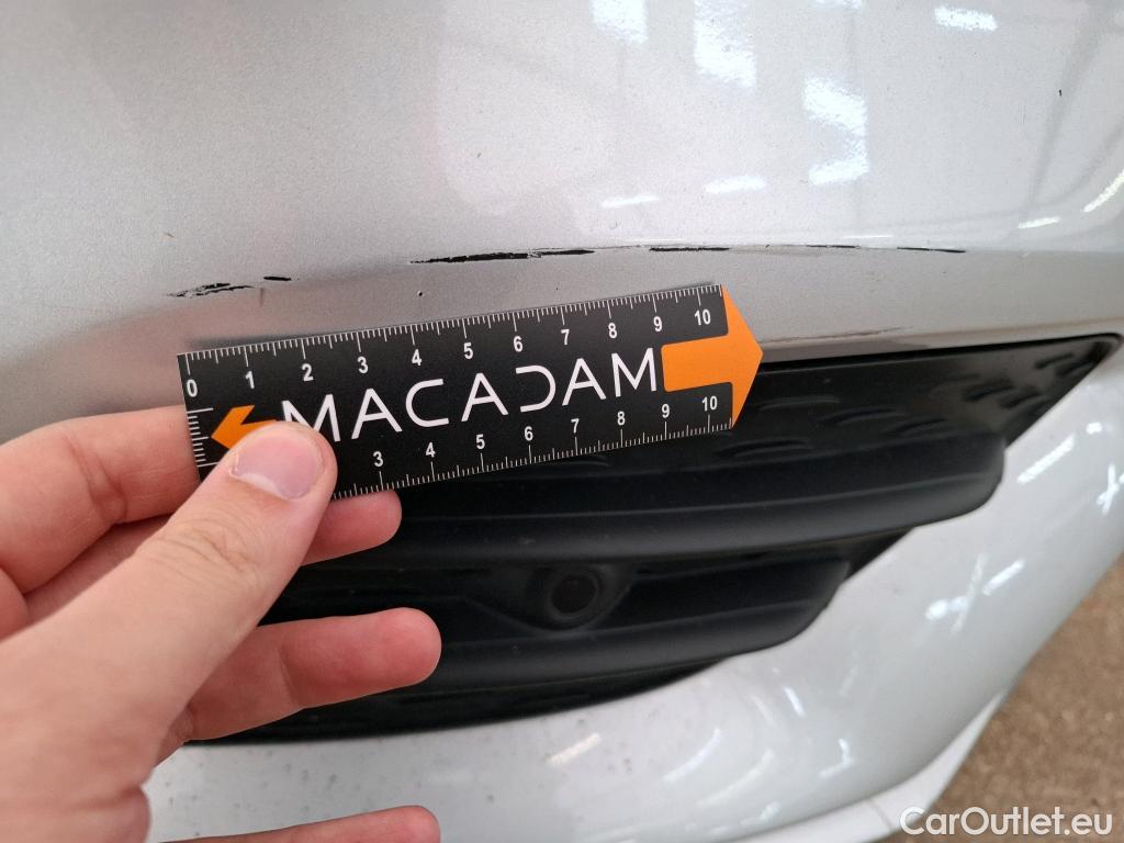  Mercedes  CLA-Klasse MERCEDES-BENZ CLA Coupe / 2019 / 4P / Coupé CLA 200 d AMG Line BA8 #17