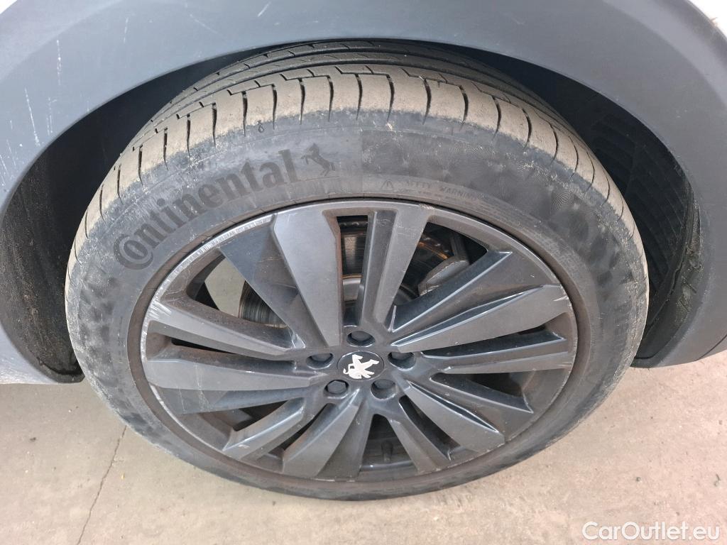  Peugeot  3008 PEUGEOT  / 2020 / 5P / SUV 1.6 HYBRID4 300 E-EAT8 GT Pack #12