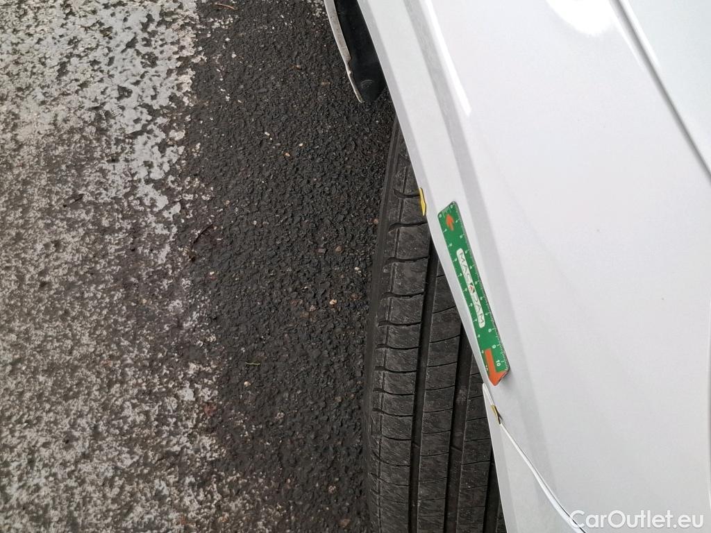  Peugeot  208  Style 1.2 PureTech 75CV BVM5 E6d #13