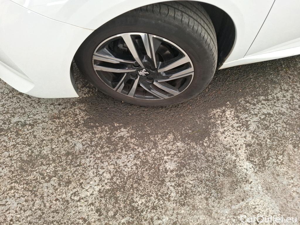  Peugeot  208  Style 1.2 PureTech 75CV BVM5 E6d #19