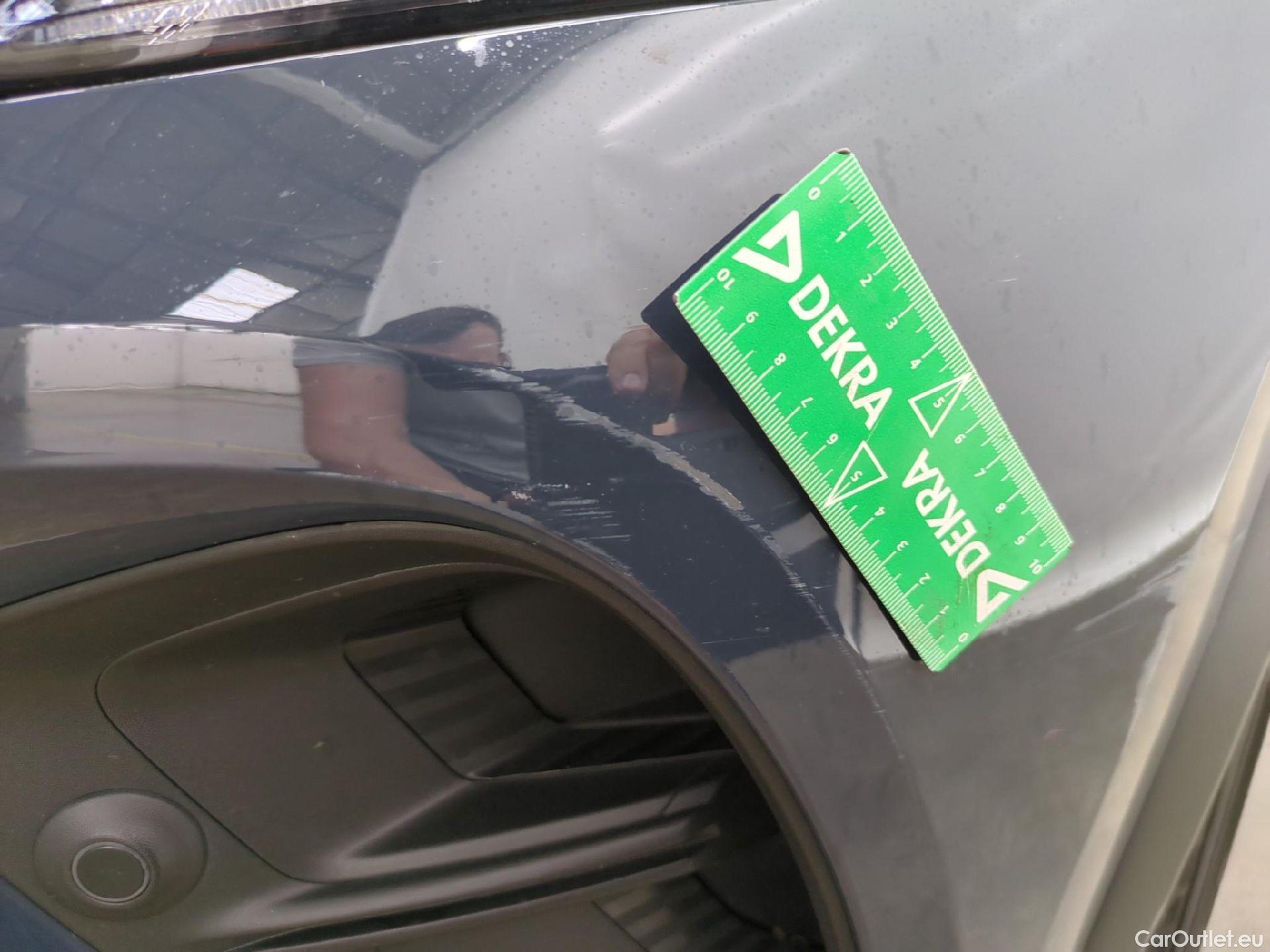  Renault  Captur  II Business 1.6 E-TECH Hybrid 145CV BVA6 E6d #41