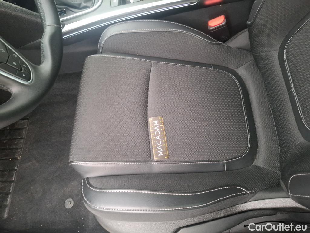  Renault  Megane  IV Berline 5 ptes. Techno 1.5 dCi 115CV BVA7 E6d #19