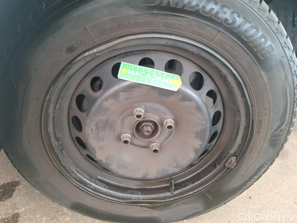  Renault  Clio  IV Trend 1.5 dCi 75CV BVM5 E6 #48