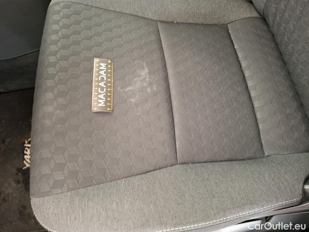  Toyota  Yaris TOYOTA  Hybride / 2019 / 5P / Berline Hybride 116h Dynamic Business Beyond Zer #12