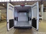  Peugeot  Boxer PEUGEOT  / 2023 / 4P / FURGONE 2.2 BLUEHDI 120 SeS 330 L2H2 #5