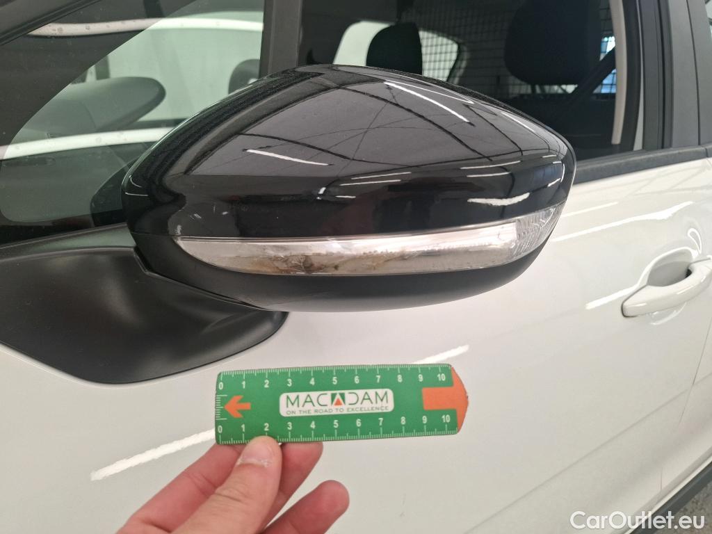  Citroen  C3  Société Feel 1.5 BlueHDI 100CV BVM6 E6d #10