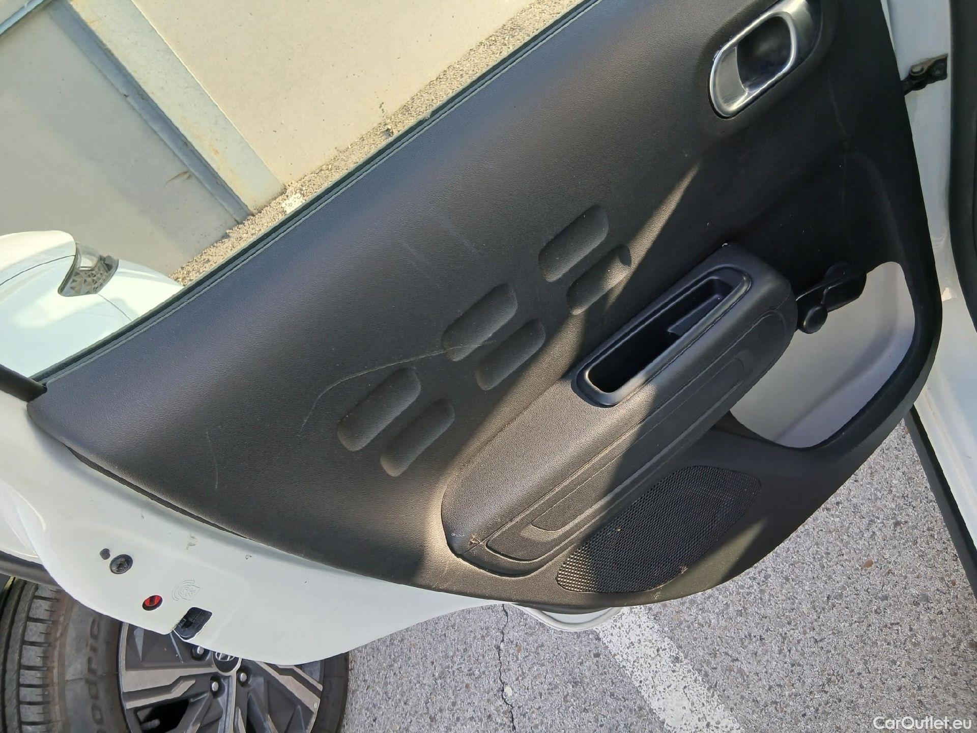  Citroen  C3 CITROEN  / 2020 / 5P / berlina con portón BlueHDi 75KW (100CV) S&S Live Pack #15