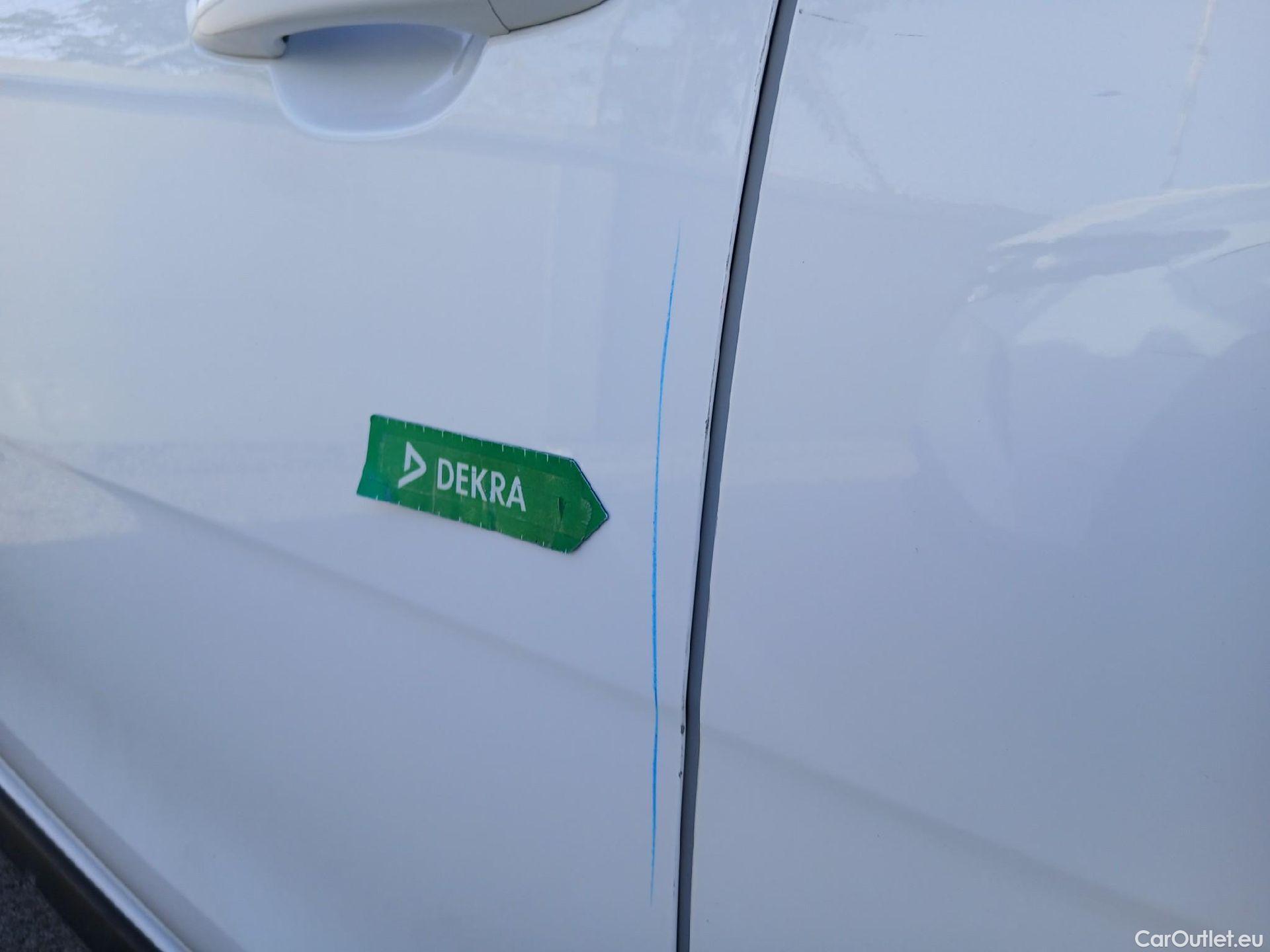  Citroen  C3 CITROEN  / 2020 / 5P / berlina con portón BlueHDi 75KW (100CV) S&S Live Pack #35