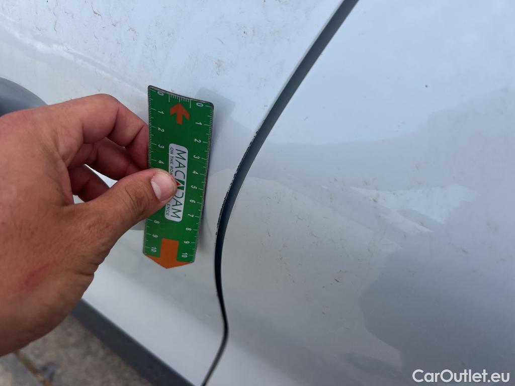  Renault  Captur RENAULT  / 2020 / 5P / todoterreno equilibre TCe 74 kW (100CV) GLP #9