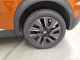  Peugeot  2008 PEUGEOT  / 2019 / 5P / CROSSOVER PURETECH 155 EAT8 GT PACK S/S AUT. #48