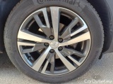  Peugeot  3008 PEUGEOT  / 2020 / 5P / SUV BLUEHDI 130 EAT8 SeS ALLURE #60
