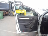  Skoda  Karoq SKODA  / 2017 / 5P / SUV 2.0 TDI 110KW EVO SCR EXECUTIVE DSG 4WD #106