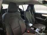  Volvo  XC 40 VOLVO XC40 / 2017 / 5P / SUV T2 MOMENTUM PRO #13