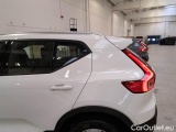  Volvo  XC 40 VOLVO XC40 / 2017 / 5P / SUV T2 MOMENTUM PRO #41