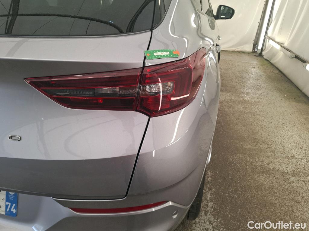  Opel   Grandland X Grandland X Business Elegance 1.5 130CV BVA8 6E #1