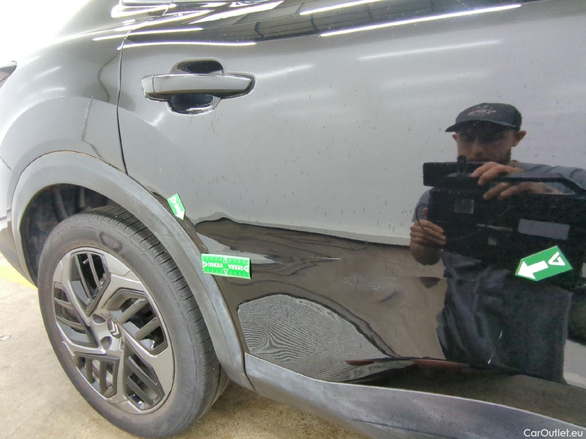  Citroen  C4 CITROEN  X / 2022 / 4P / Berline PureTech 130 S&S EAT8 Feel Pack #33