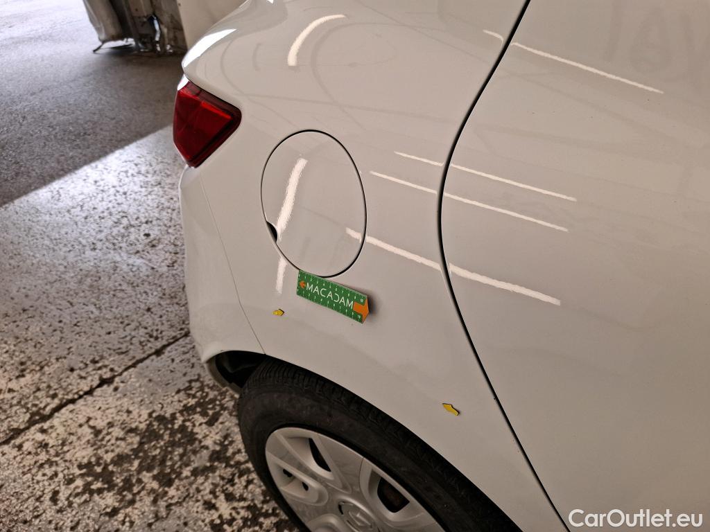  Renault  Clio  IV Générique 1.2 75CV BVM5 E6 / TRANSFO VP/VF
 #1