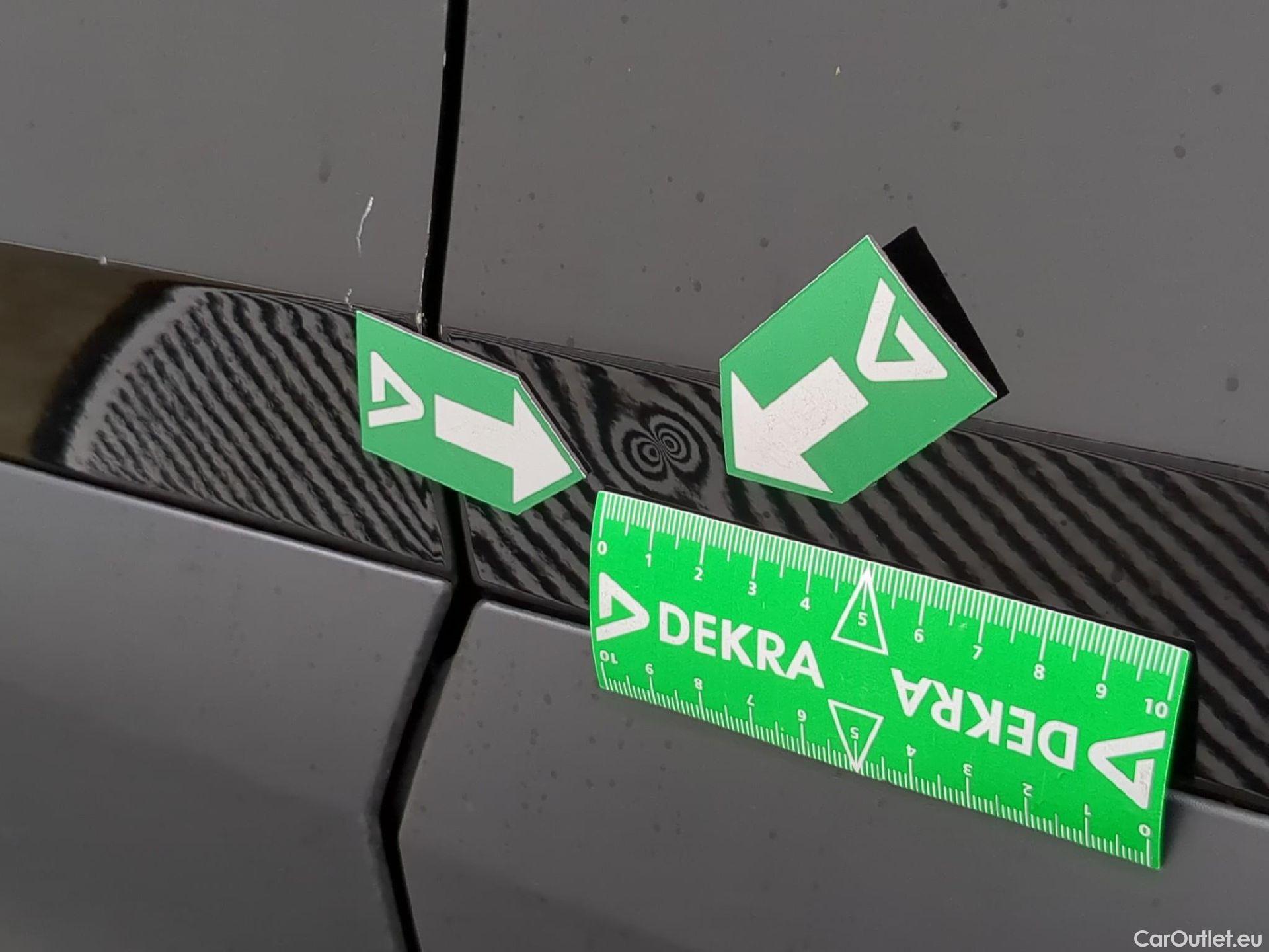  Citroen  C4 CITROEN  X / 2022 / 4P / Berline PureTech 130 S&S EAT8 Feel Pack #39