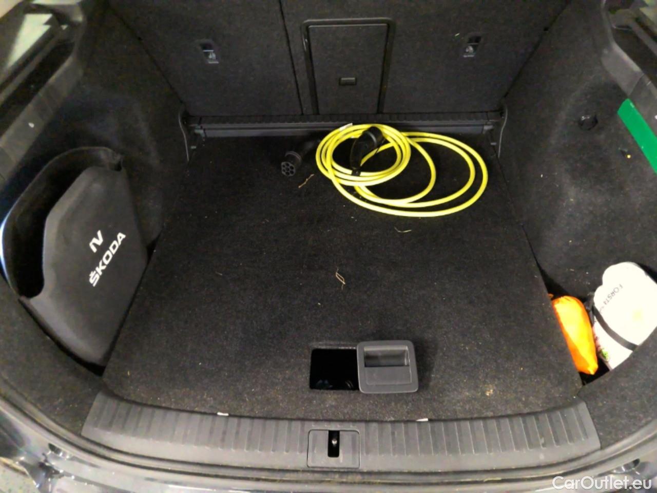  Skoda  ENYAQ  iV80 5d #1