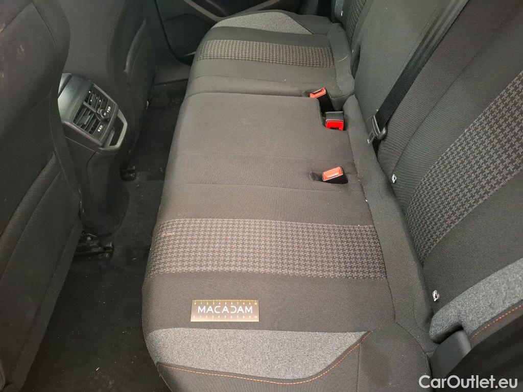  Peugeot  3008  Active Pack 1.5 HDi 130CV BVA8 E6d #16