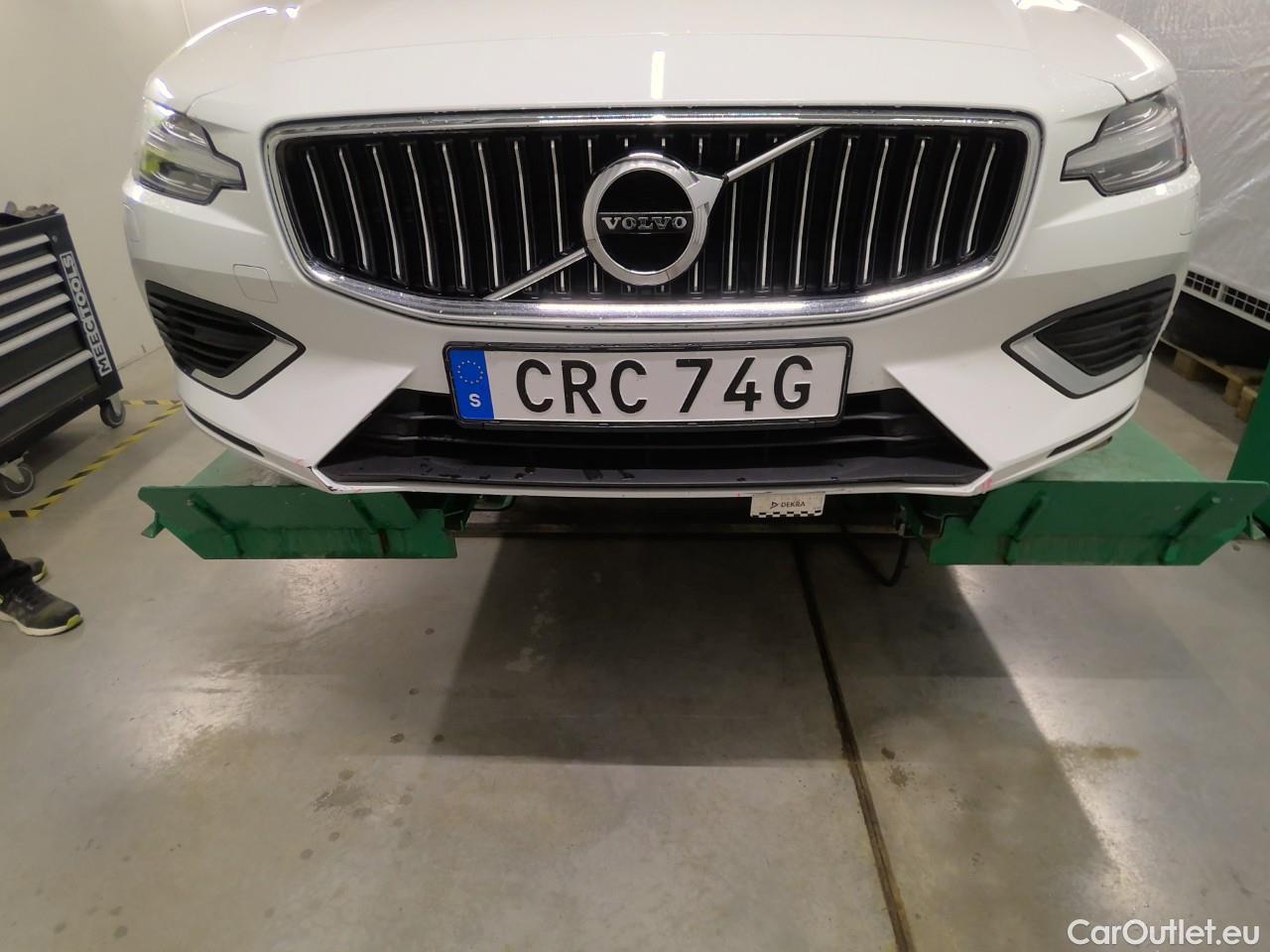  Volvo  V60  T6 350 Ins.Ex.Rec. AWD Aut #3