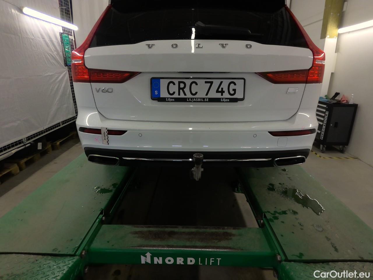  Volvo  V60  T6 350 Ins.Ex.Rec. AWD Aut #10