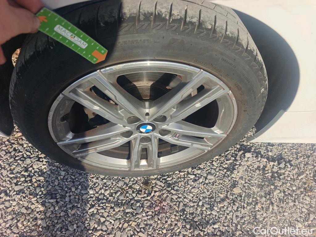  Bmw  Serie 1 BMW  / 2019 / 5P / berlina con portón 118i Corporate Auto. #23