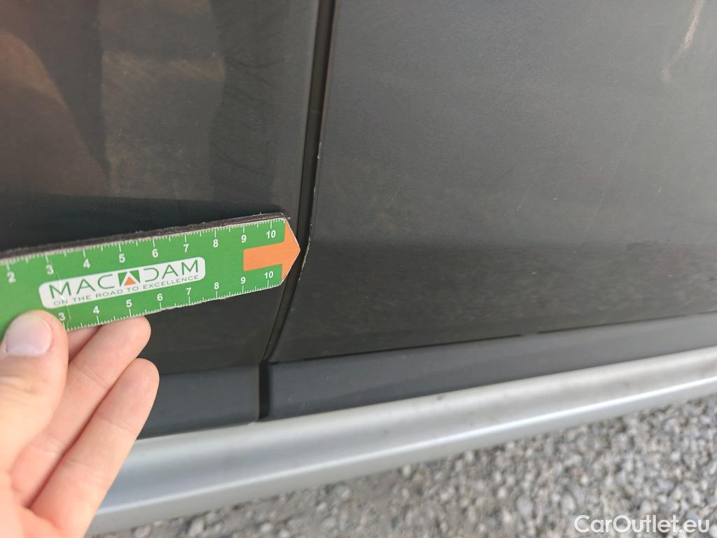  Bmw  X1 BMW  / 2019 / 5P / todoterreno sDrive18d #13