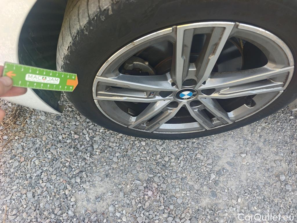  Bmw  Serie 1 BMW  / 2019 / 5P / berlina con portón 118i Corporate Auto. #25