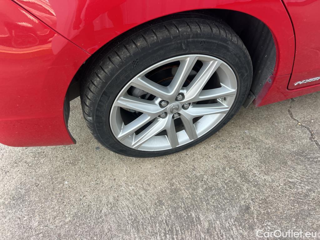 Lexus  CT LEXUS  / 2017 / 5P / berlina con portón 1.8 200h Executive #13