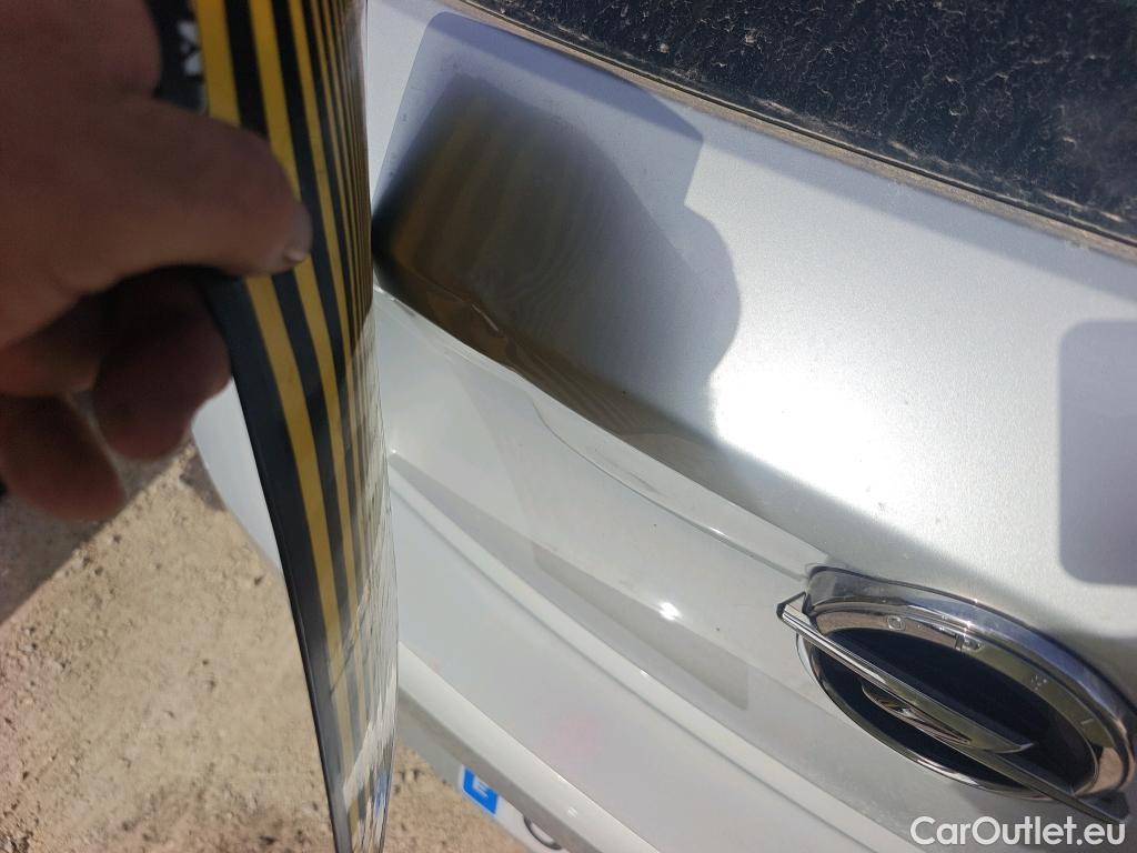  Opel  Corsa OPEL  / 2019 / 5P / berlina con portón 1.2T XHL 74kW (100CV) Edition #2