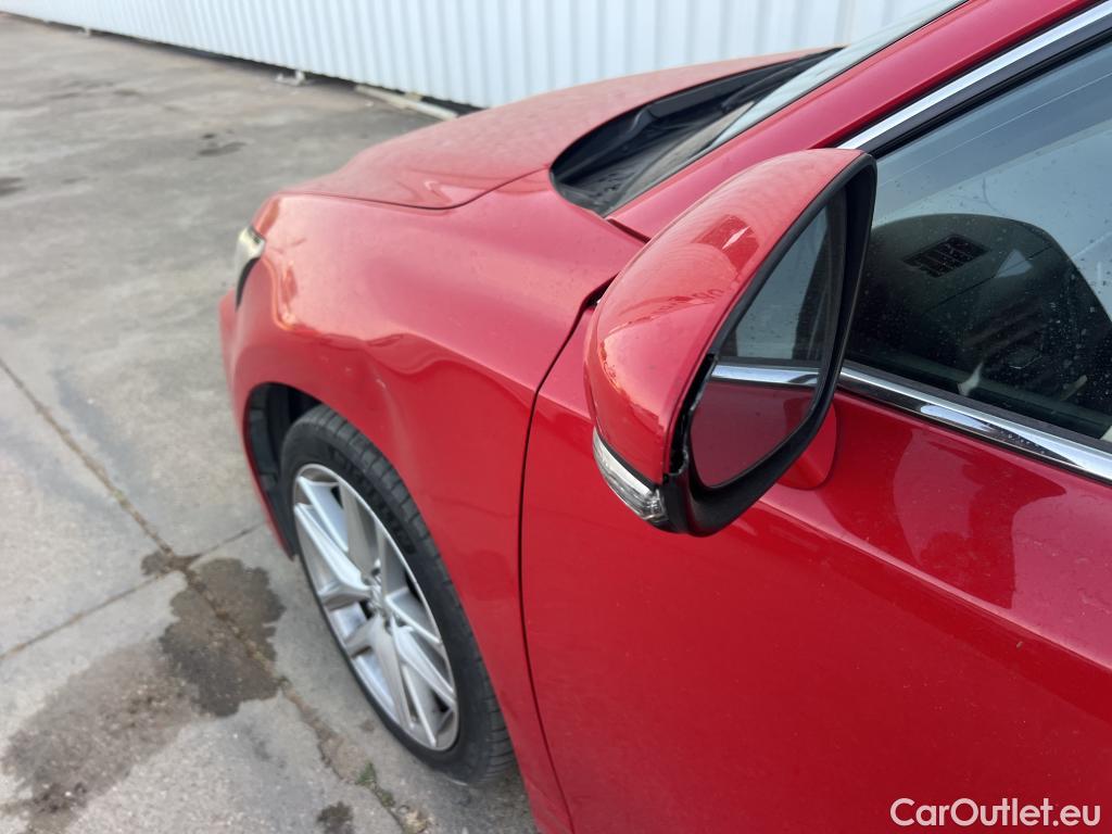  Lexus  CT LEXUS  / 2017 / 5P / berlina con portón 1.8 200h Executive #16