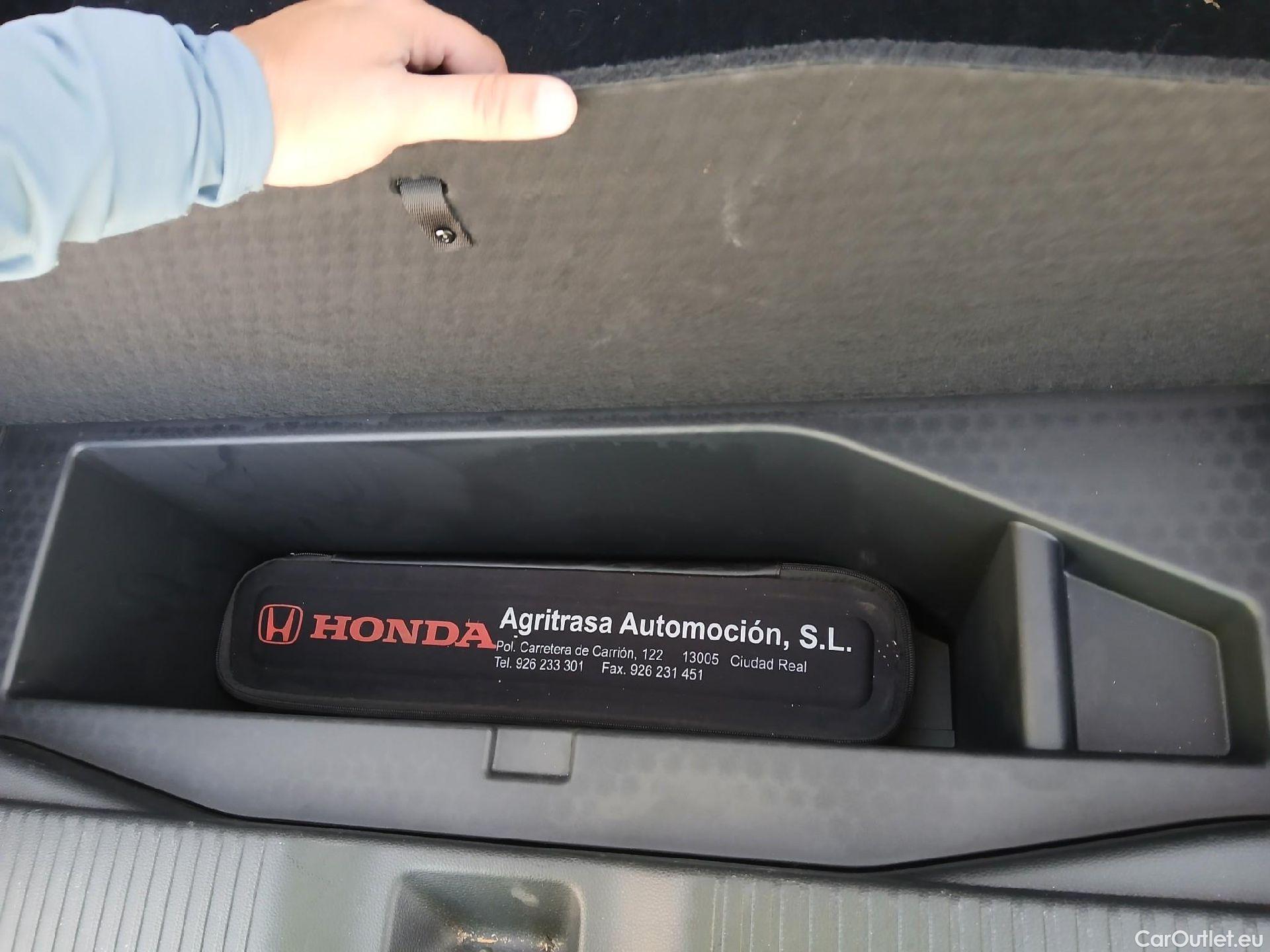  Honda  HR-V HONDA  / 2021 / 5P / todoterreno 1.5 i-MMD Advance 4x2 #4