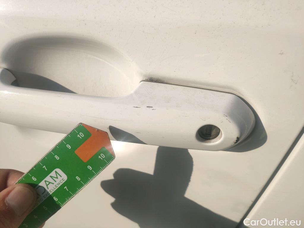  Toyota  RAV4 TOYOTA  / 2018 / 5P / todoterreno 2.5l 220H Advance #31