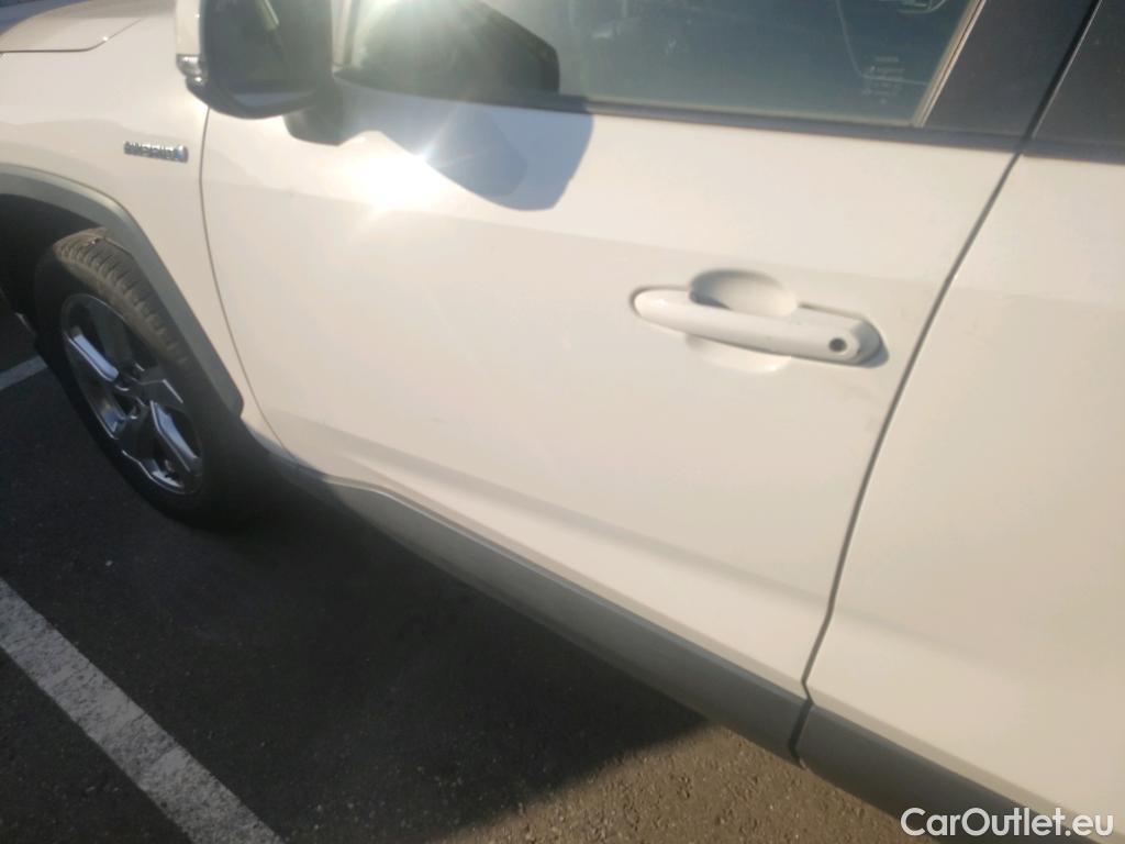  Toyota  RAV4 TOYOTA  / 2018 / 5P / todoterreno 2.5l 220H Advance #7