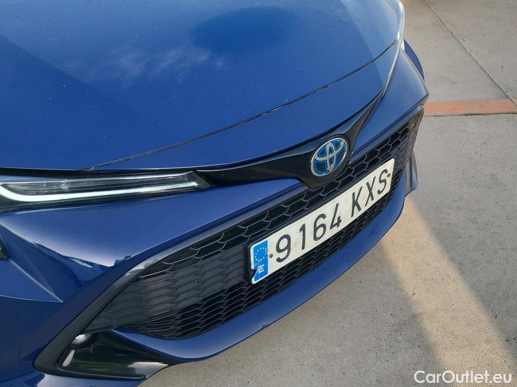  Toyota  Corolla TOYOTA  / 2019 / 5P / berlina con portón 1.8 125H FEEL! E-CVT #13